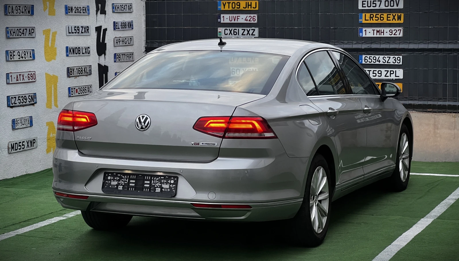 VW Passat 1.6TDi 89000km ГАРАНТИРАН ПРОБЕГ - изображение 4