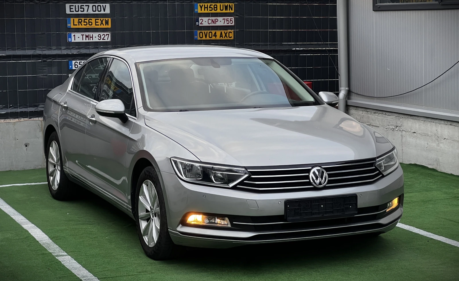 VW Passat 1.6TDi 89000km ГАРАНТИРАН ПРОБЕГ - изображение 3