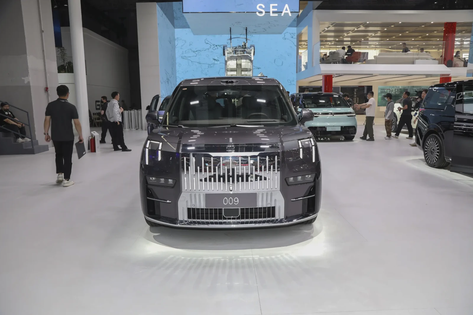 Brilliance FSV ZEEKR 009 | Mobile.bg � ����������� 2