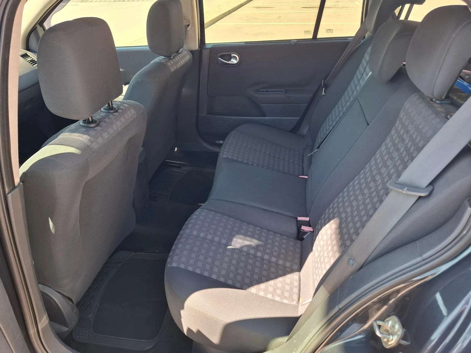 Renault Megane Megane II, Phase II, Grandtour 1.5 dci, 6 скорости - изображение 9