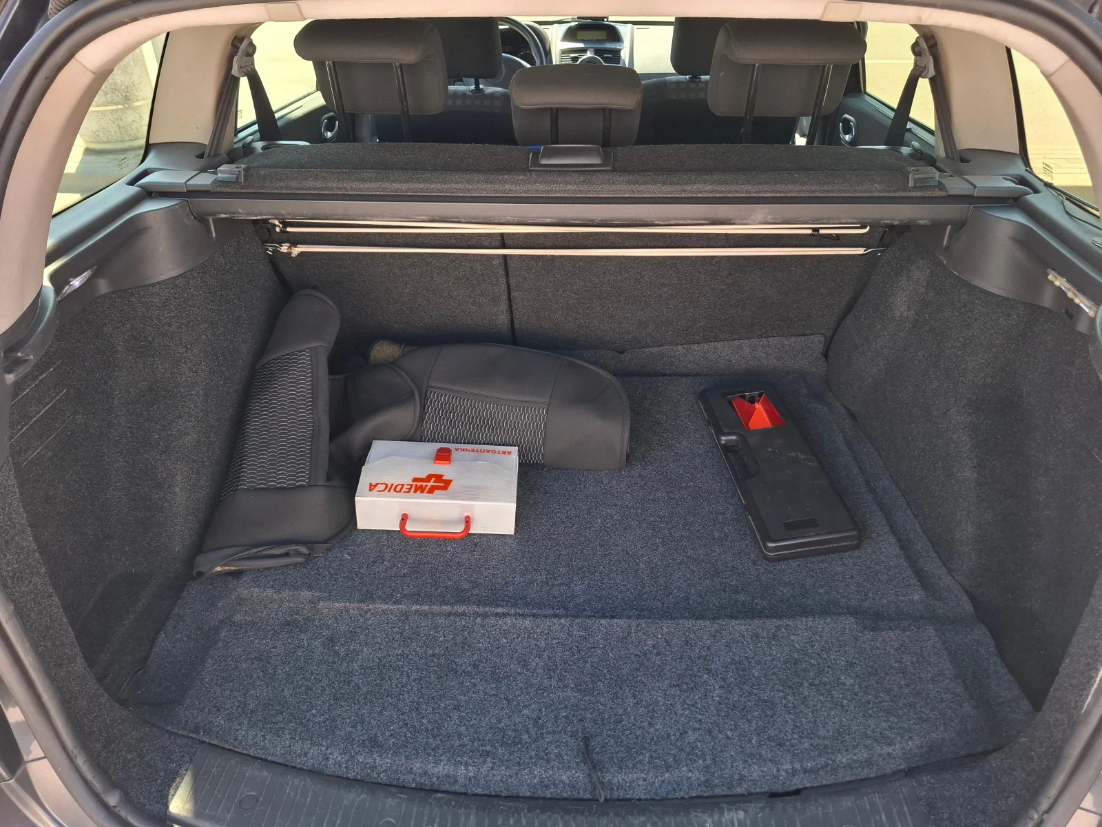 Renault Megane Megane II, Phase II, Grandtour 1.5 dci, 6 скорости - изображение 2