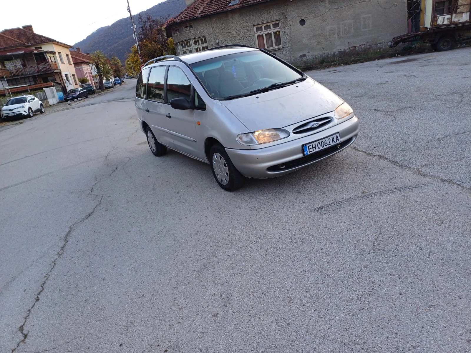 Ford Galaxy 1.9 TDI - изображение 7