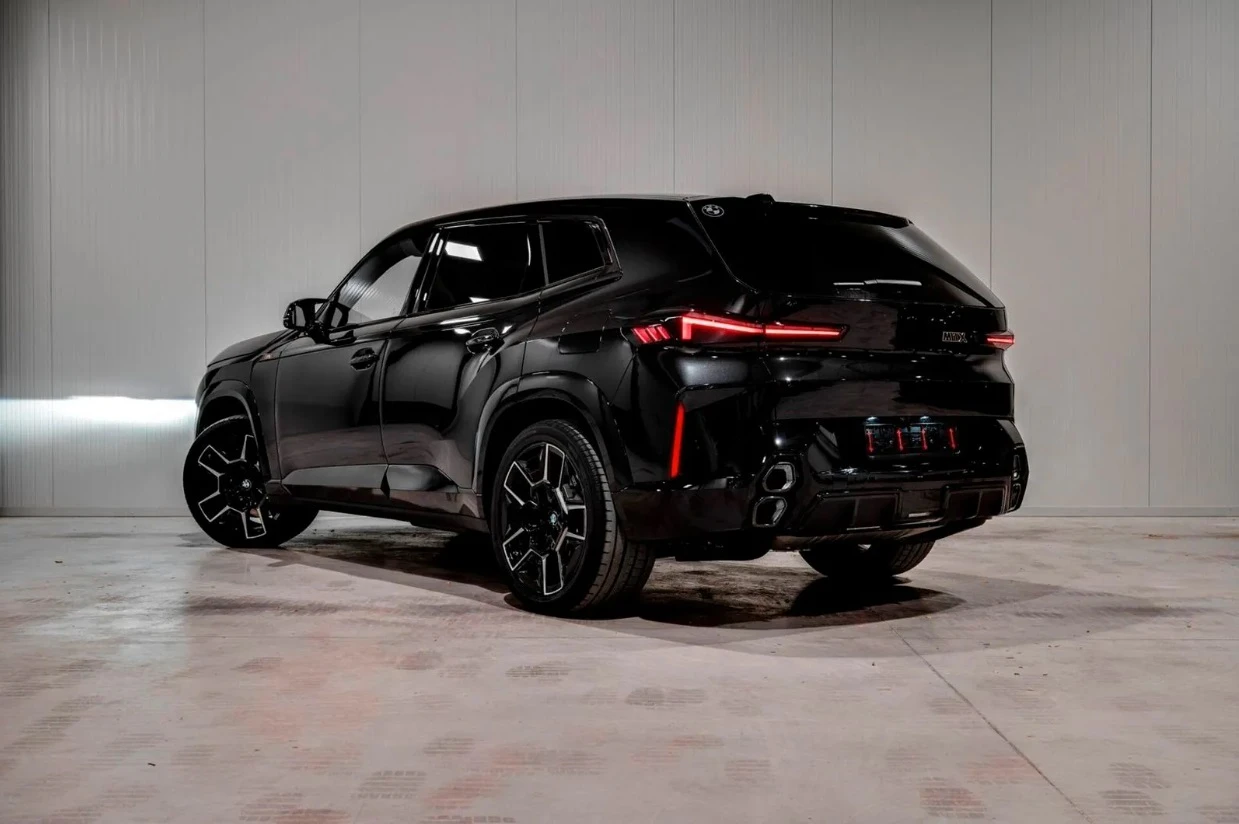 BMW XM  - изображение 4