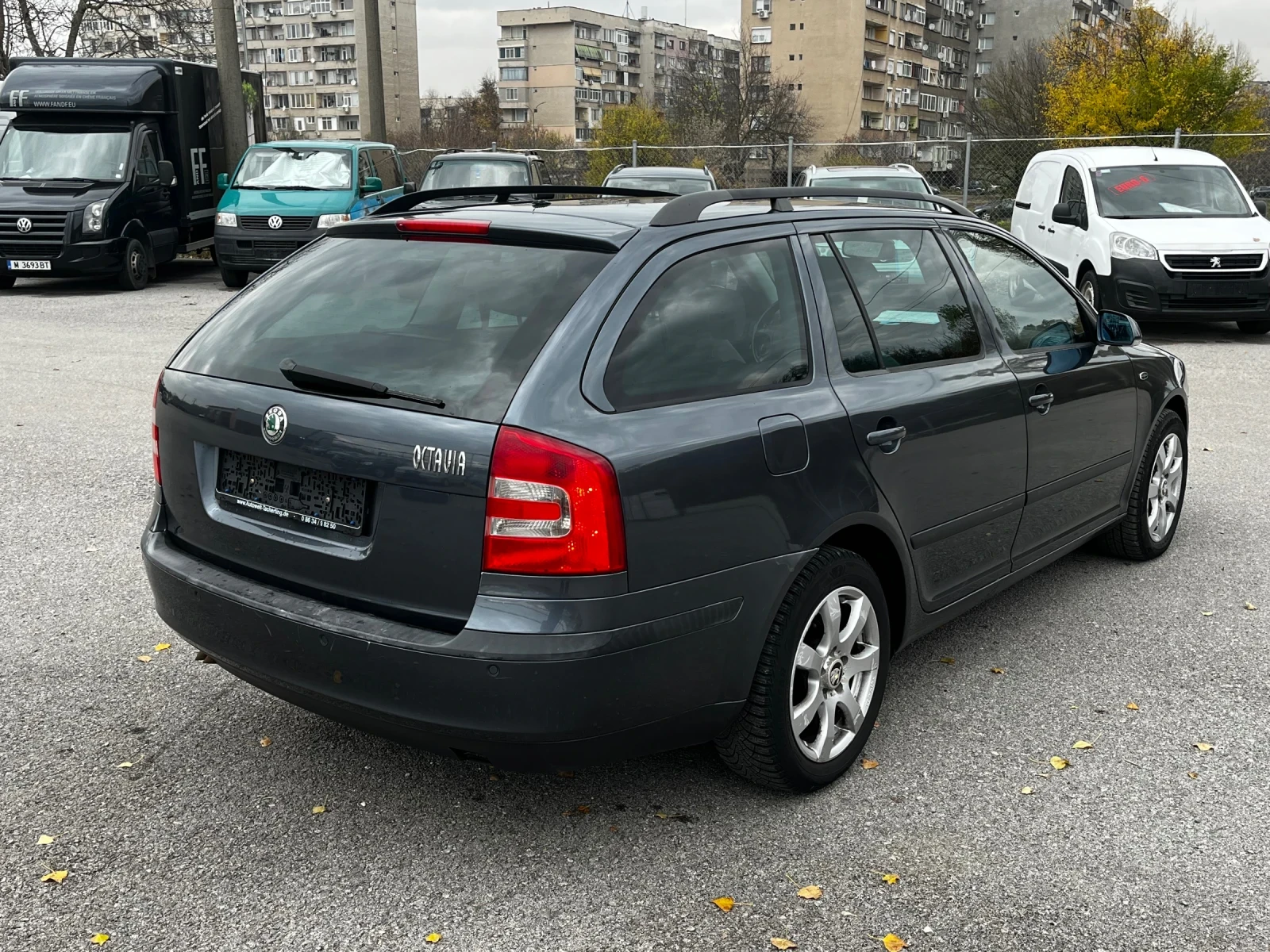 Skoda Octavia 2.0TDI BMM Laurin&Clement - изображение 5
