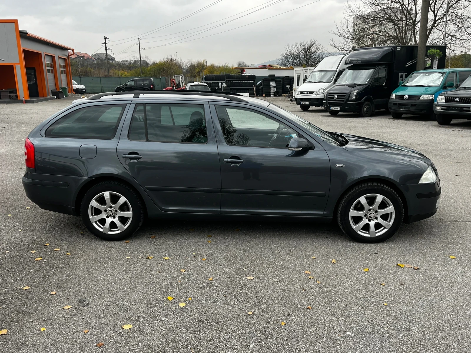Skoda Octavia 2.0TDI BMM Laurin&Clement - изображение 6