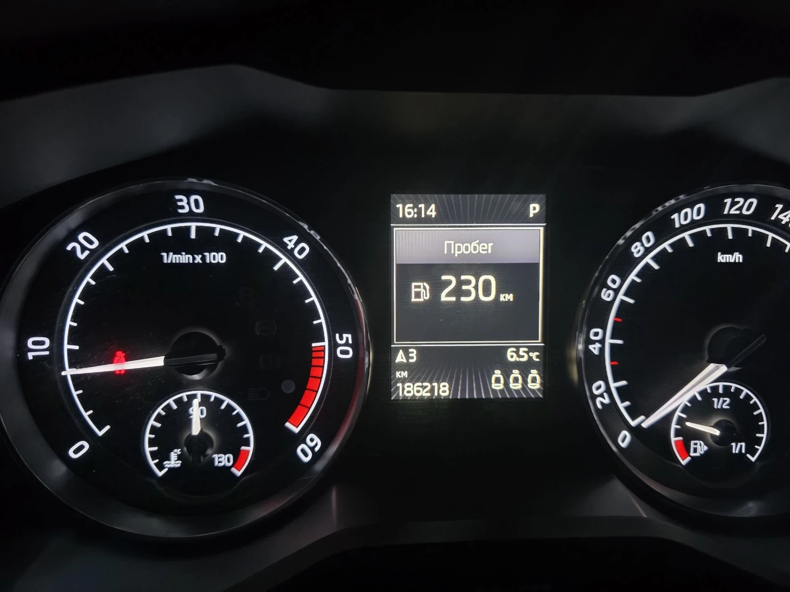 Skoda Superb 2.0TDi 150kc DSG  | Mobile.bg   11