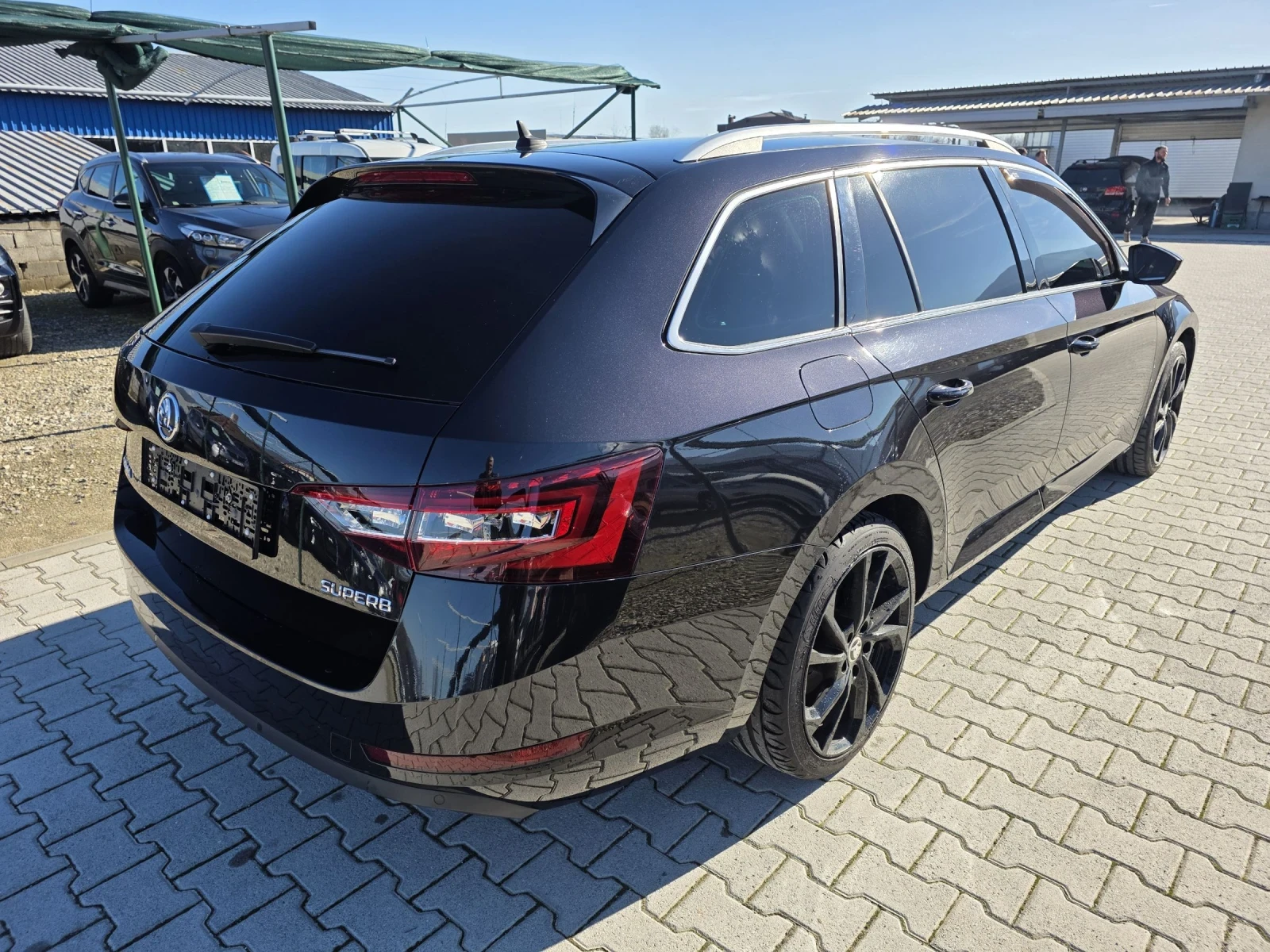 Skoda Superb 2.0TDi 150kc DSG Лизинг - изображение 7