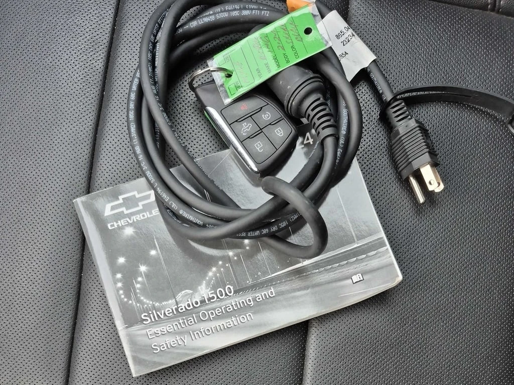 Chevrolet Silverado * LTZ * CARFAX * ��� ������������ ������ | Mobile.bg � ����������� 13