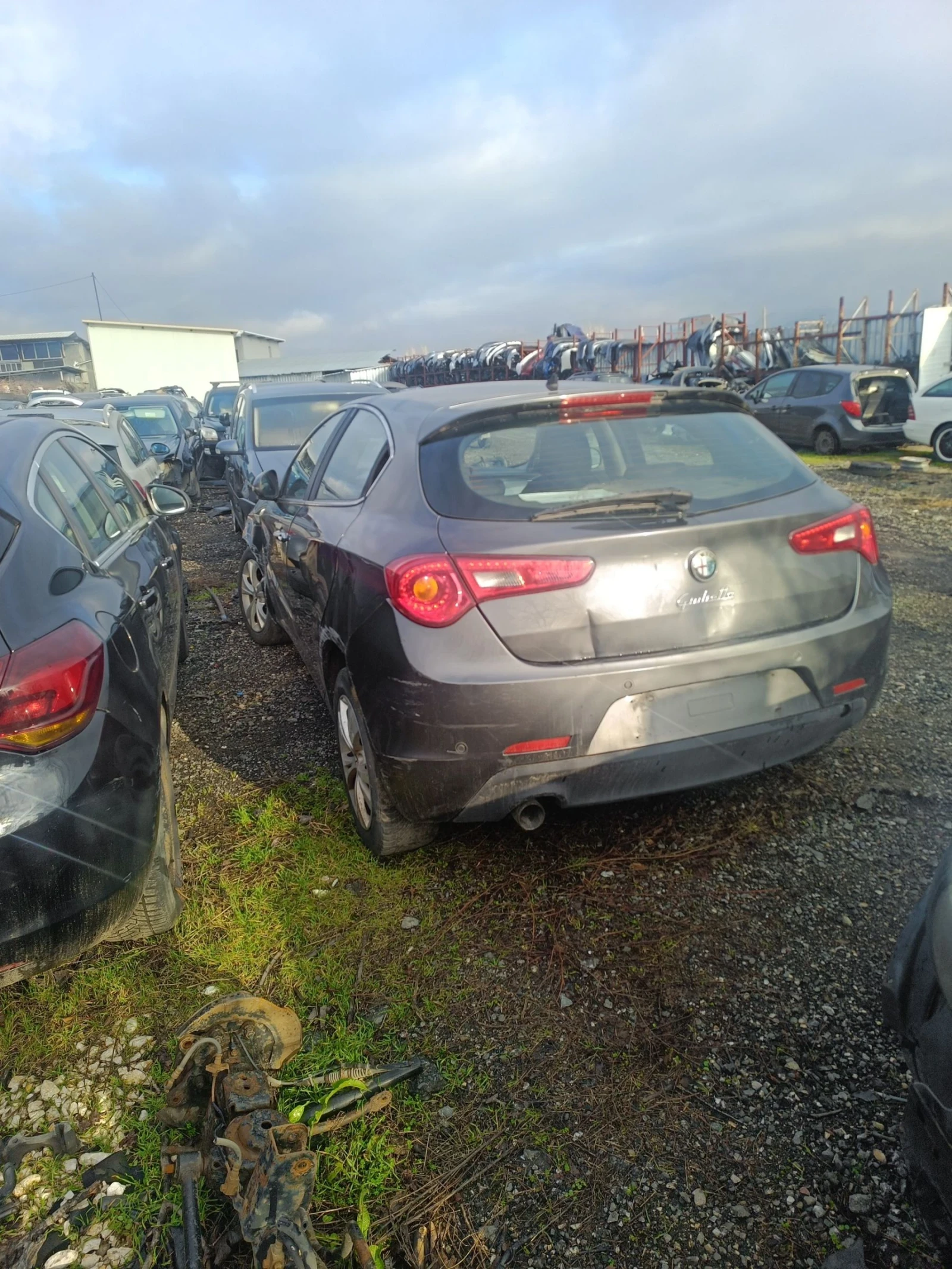 Alfa Romeo Giulietta 1.6 д - изображение 3