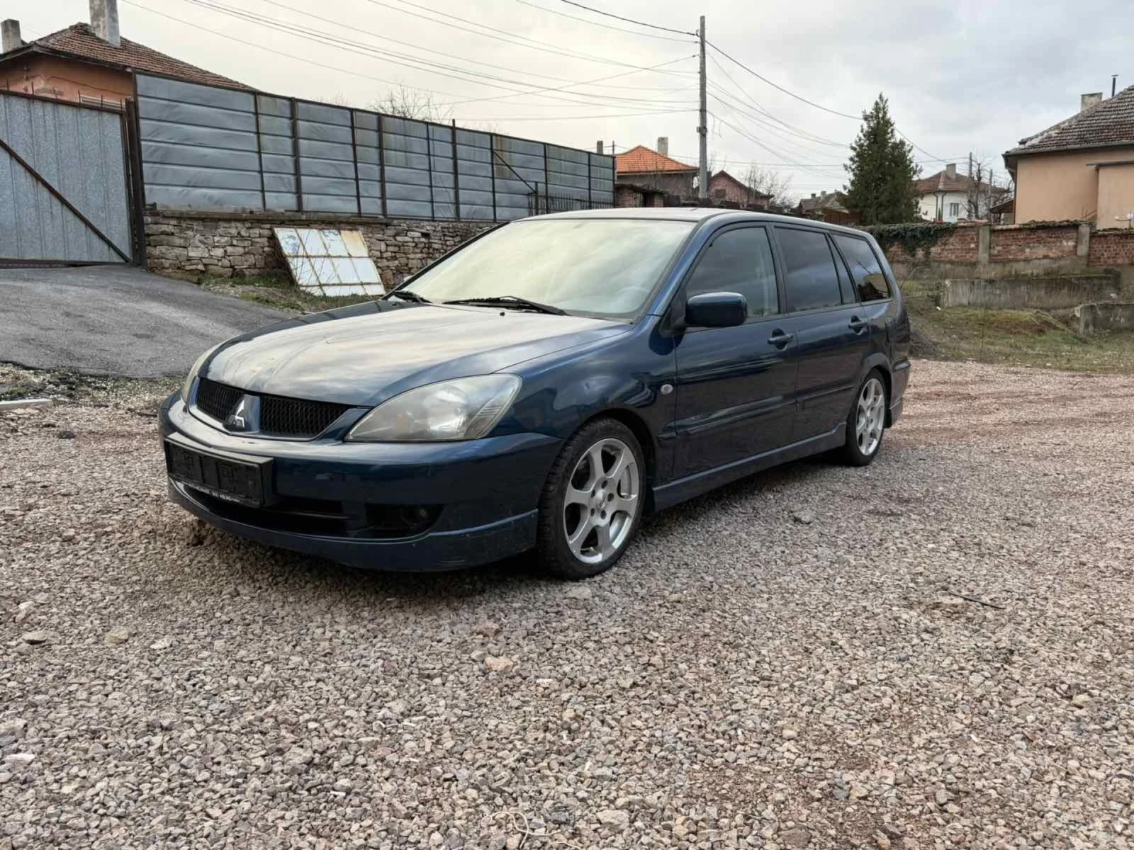 Mitsubishi Lancer Wagon - изображение 4