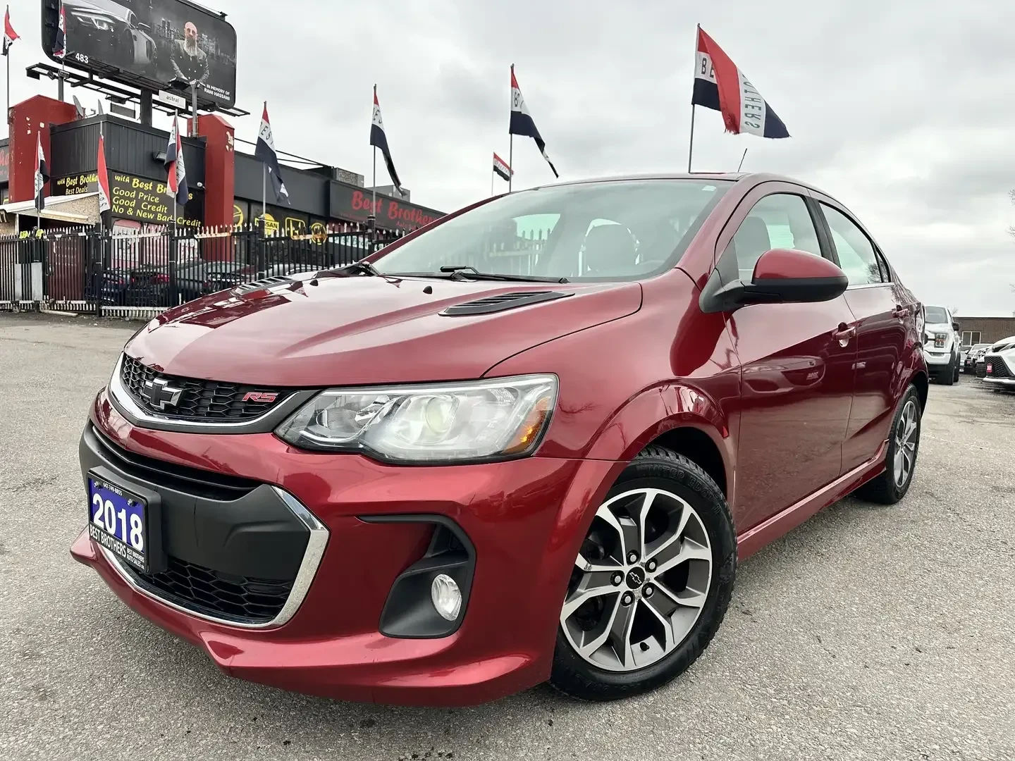 Chevrolet Aveo Sonic 1.8 LT RS Line CAM CARPLAY CRUISE БЕЗ ЩЕТИ | Auto.bg — изображение 1