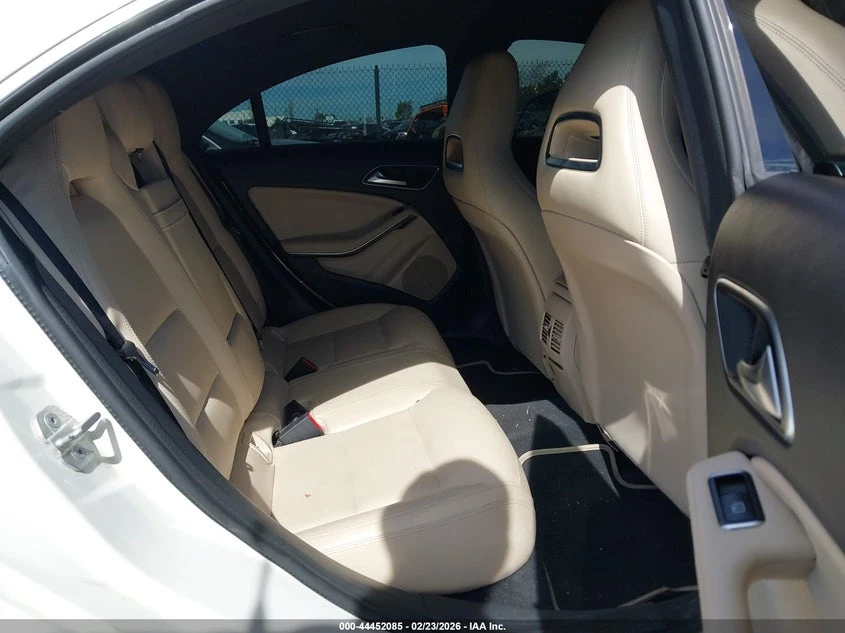 Mercedes-Benz CLA 250 2.0L I-4 DI, DOHC, VVT, TURBO, 208HP Front Wheel | Mobile.bg � ����������� 8