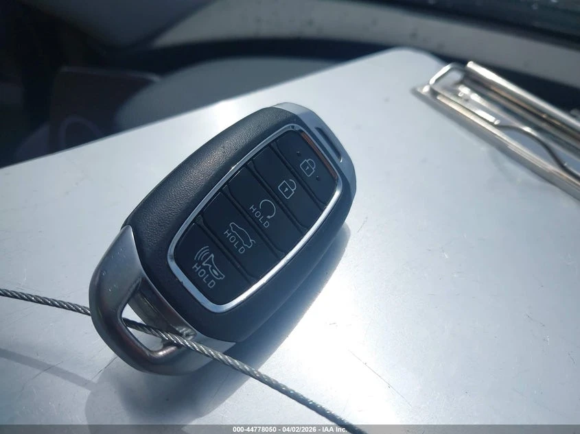Hyundai Elantra 2.0l Sel, снимка 11 - Автомобили и джипове - 54544149