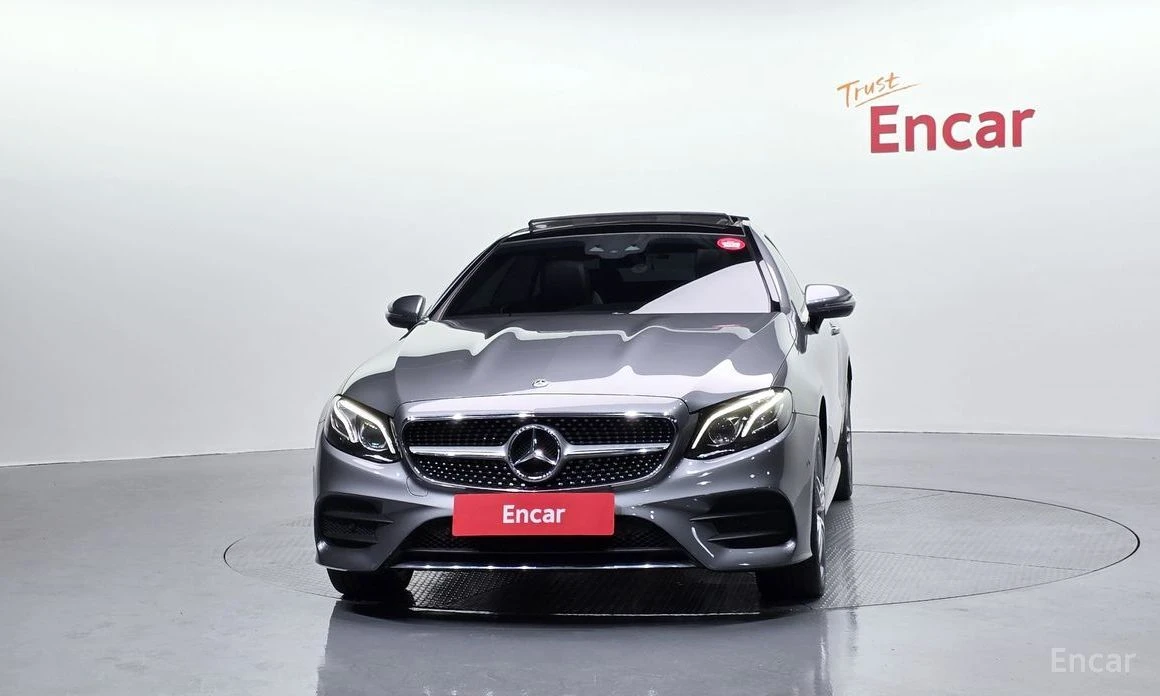 Mercedes-Benz E 220, снимка 3 - Автомобили и джипове - 54594153