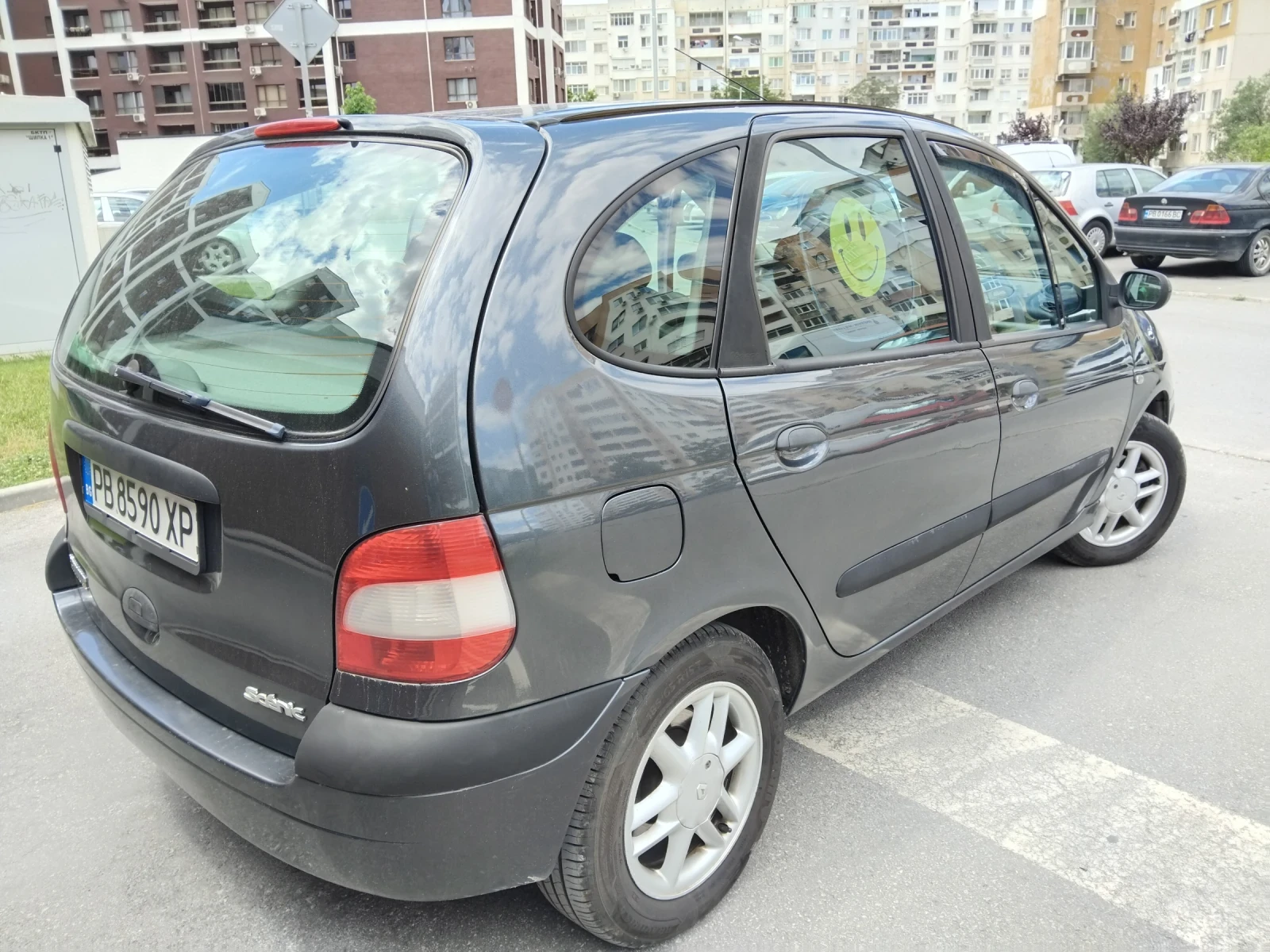 Renault Scenic 1.6//КЛИМА//УНИКАТ, снимка 4 - Автомобили и джипове - 55227325
