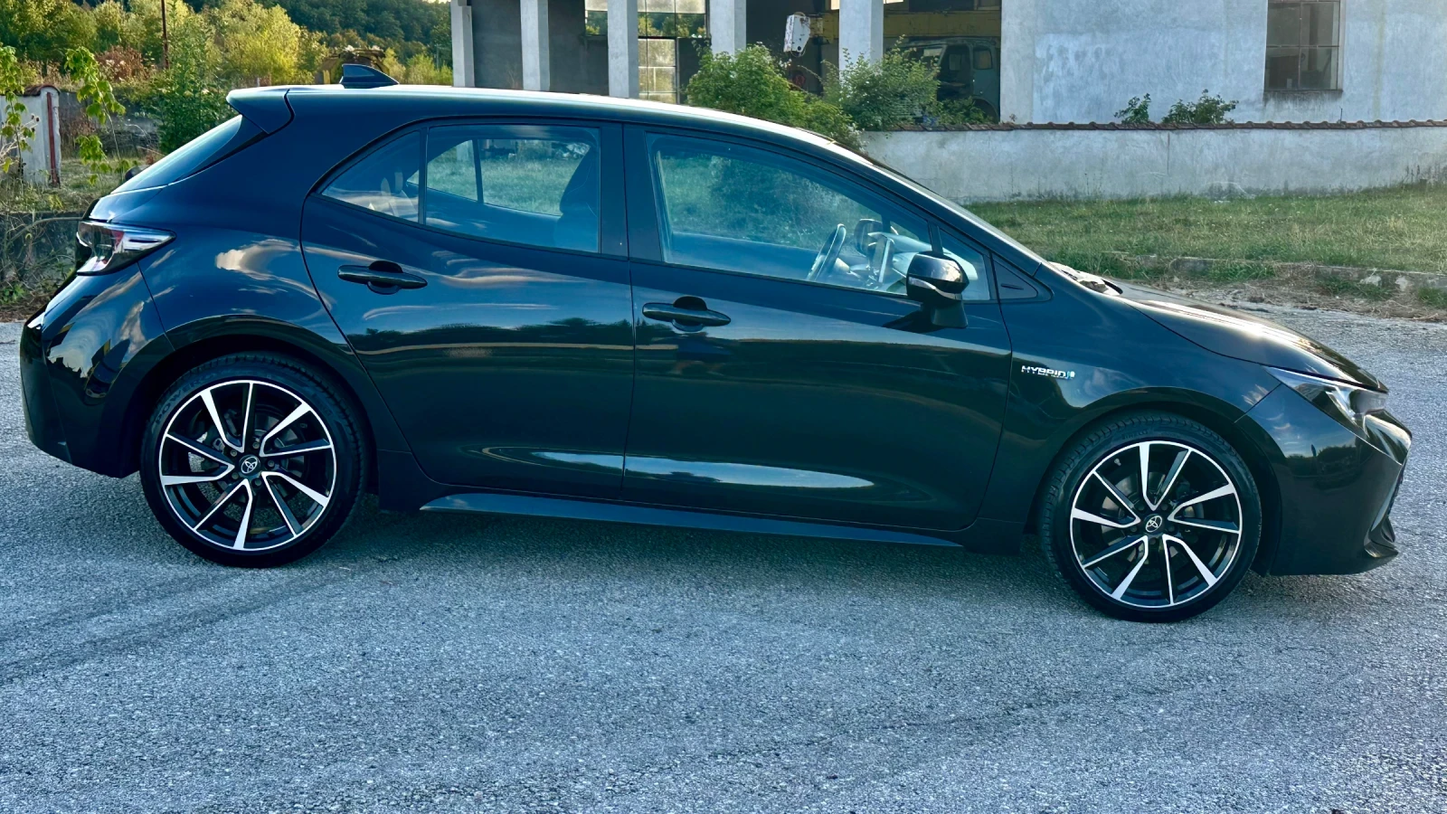 Toyota Corolla 1.8 HYBRID 2019 149 ��� ��.��� ���������!! | Mobile.bg � ����������� 8