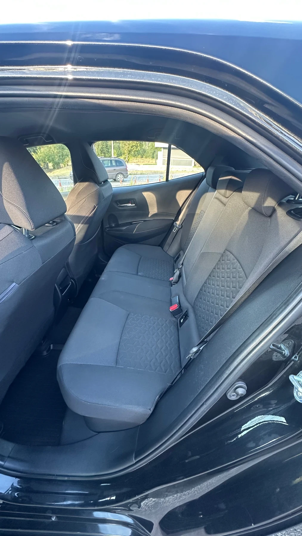 Toyota Corolla 1.8 HYBRID 2019 149 ��� ��.��� ���������!! | Mobile.bg � ����������� 11