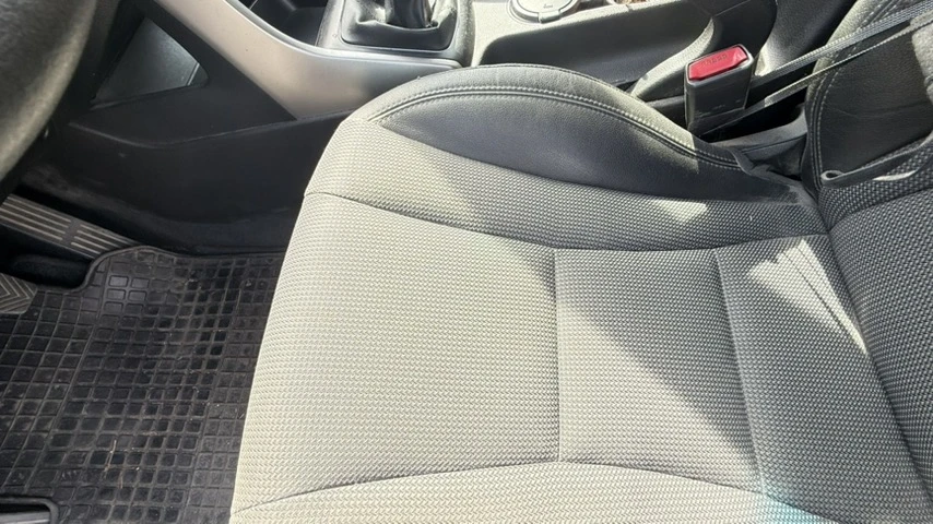 Hyundai I30 1.6, снимка 8 - Автомобили и джипове - 56745215