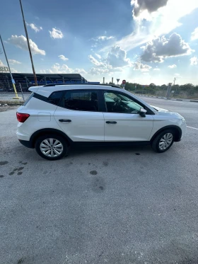 Seat Arona 1.0 TGI, снимка 14