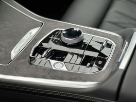 BMW X7 M60i xDrive M-Sport Pro = NEW= Гаранция, снимка 11 - Автомобили и джипове - 45535574