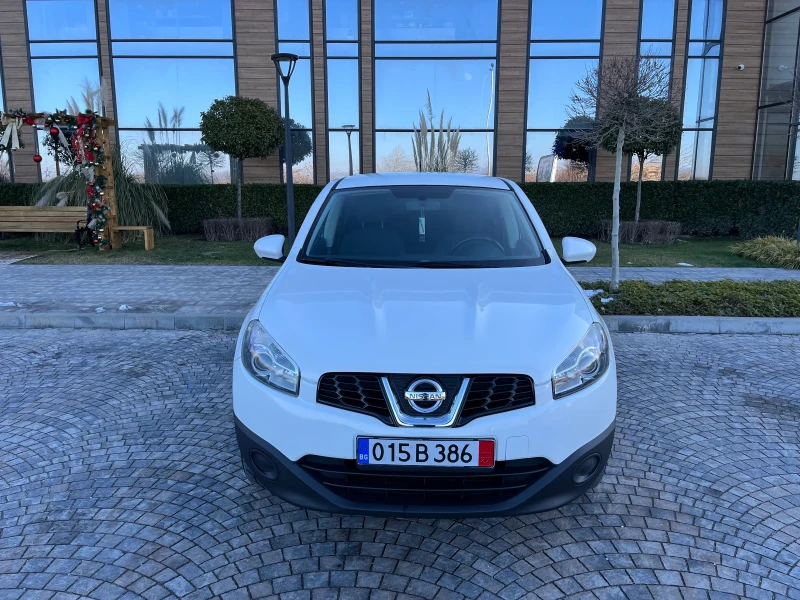 Nissan Qashqai 1.5dci 110к.с Navigation Waze Перфектен!, снимка 1 - Автомобили и джипове - 48754994