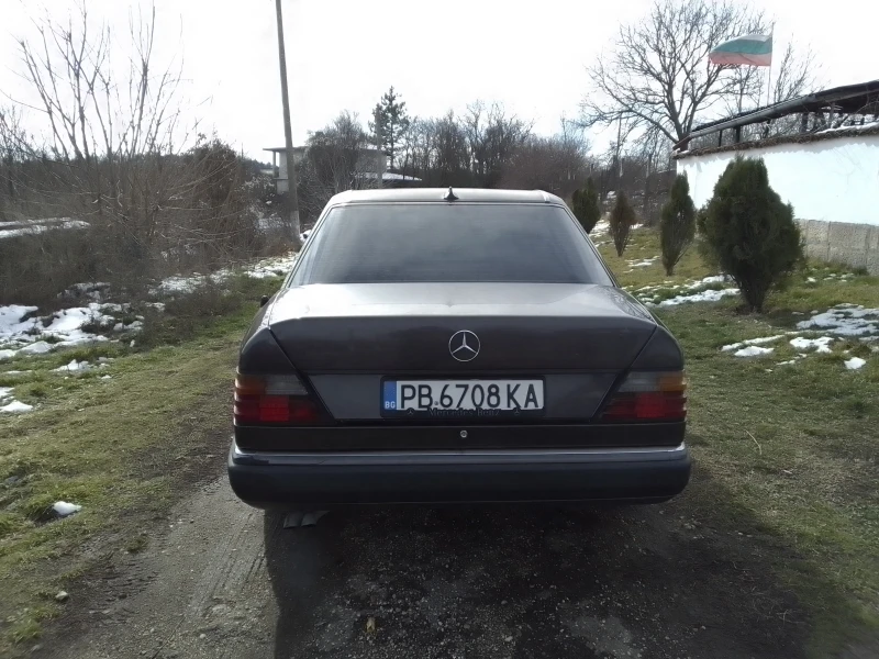 Mercedes-Benz 250 D, снимка 6 - Автомобили и джипове - 50125047