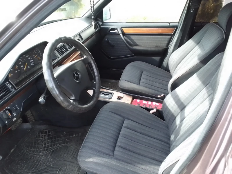 Mercedes-Benz 250 D, снимка 7 - Автомобили и джипове - 50125047