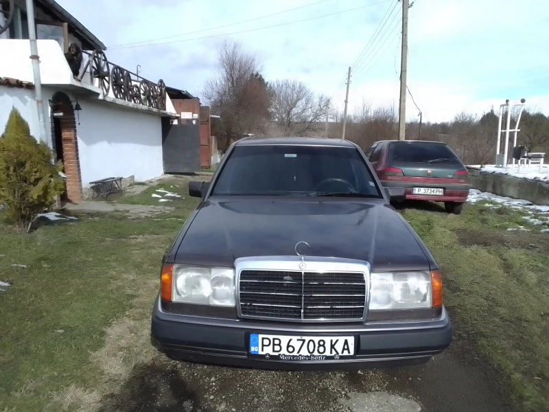 Mercedes-Benz 250 D, снимка 3 - Автомобили и джипове - 50125047