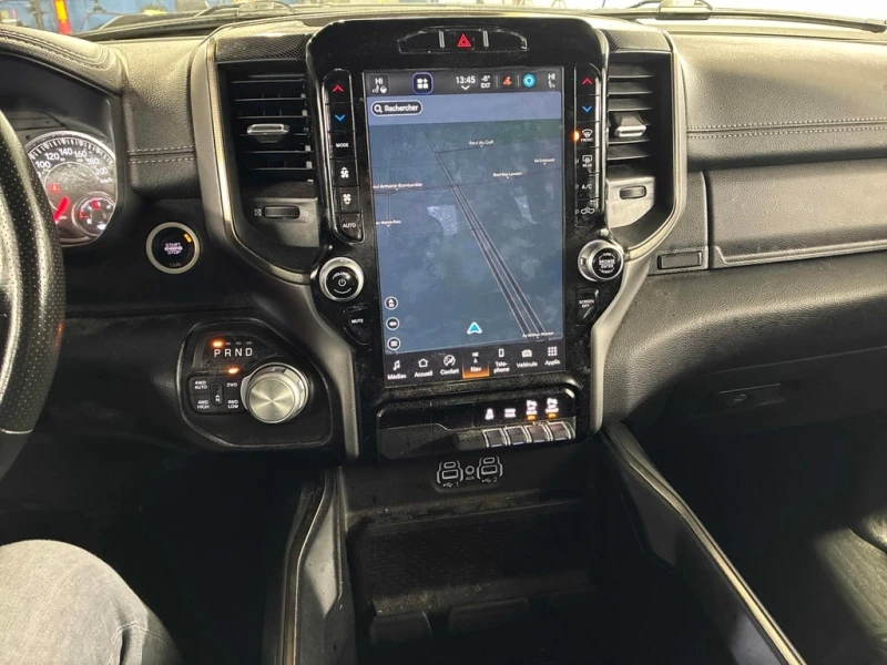 Dodge RAM 1500 * Sport * CARFAX * БЕЗ ПЪРВОНАЧАЛНА ВНОСКА, снимка 9 - Автомобили и джипове - 52904336