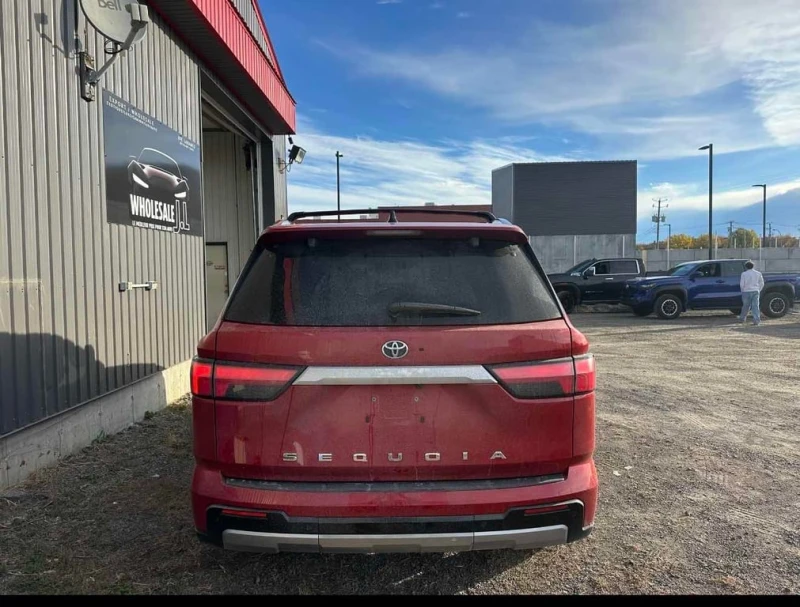 Toyota Sequoia * CAPSTONE* CARFAX * БЕЗ ПЪРВОНАЧАЛНА ВНОСКА, снимка 2 - Автомобили и джипове - 53087744