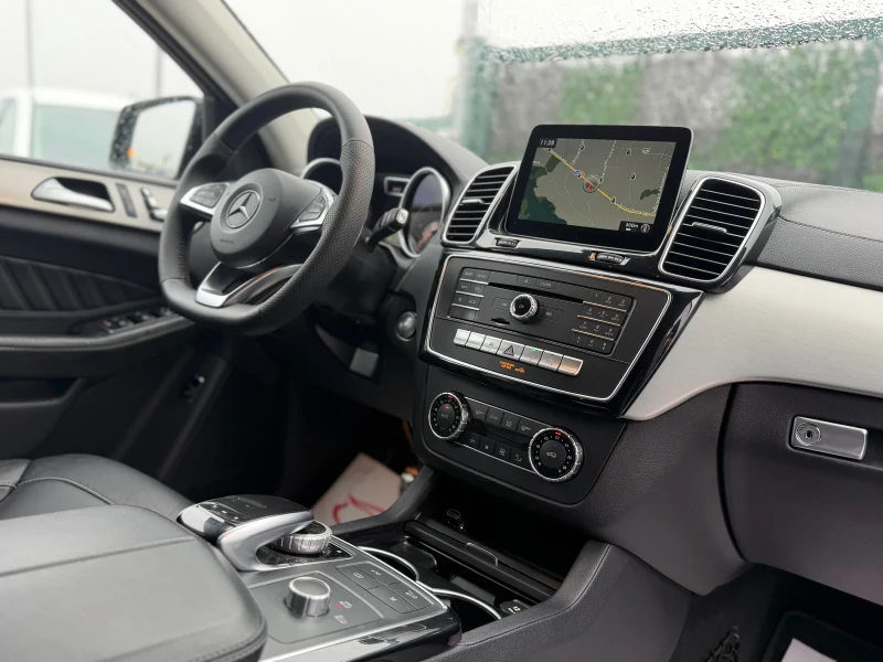 Mercedes-Benz GLE 350 AMG/LED/NAVI/CAM360/KEYLESS GO/СОБСТВЕН ЛИЗИНГ, снимка 11 - Автомобили и джипове - 53400001