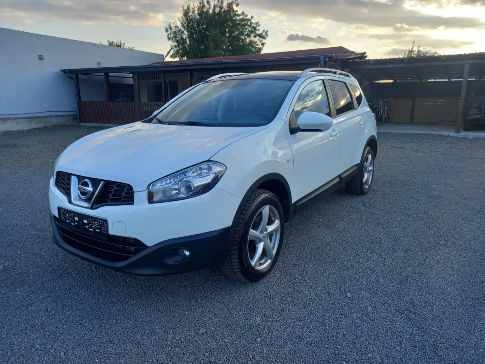 Nissan Qashqai + 2 - изображение 8