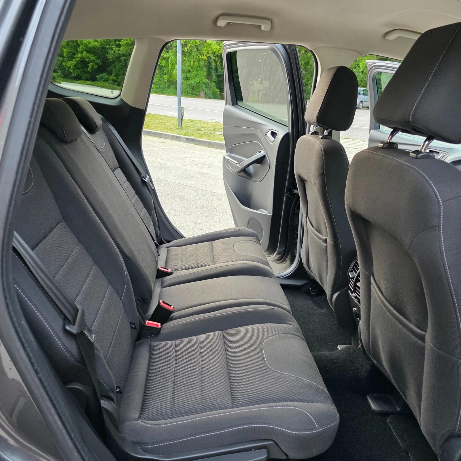Ford Kuga 2.0 TDCI NAVI - изображение 9
