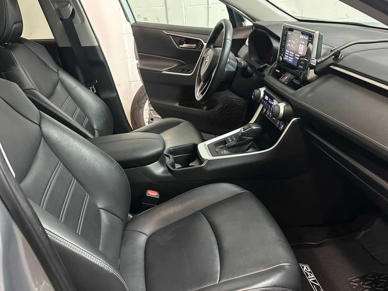 Toyota Rav4 XLE  CARFAX | Mobile.bg � ����������� 10