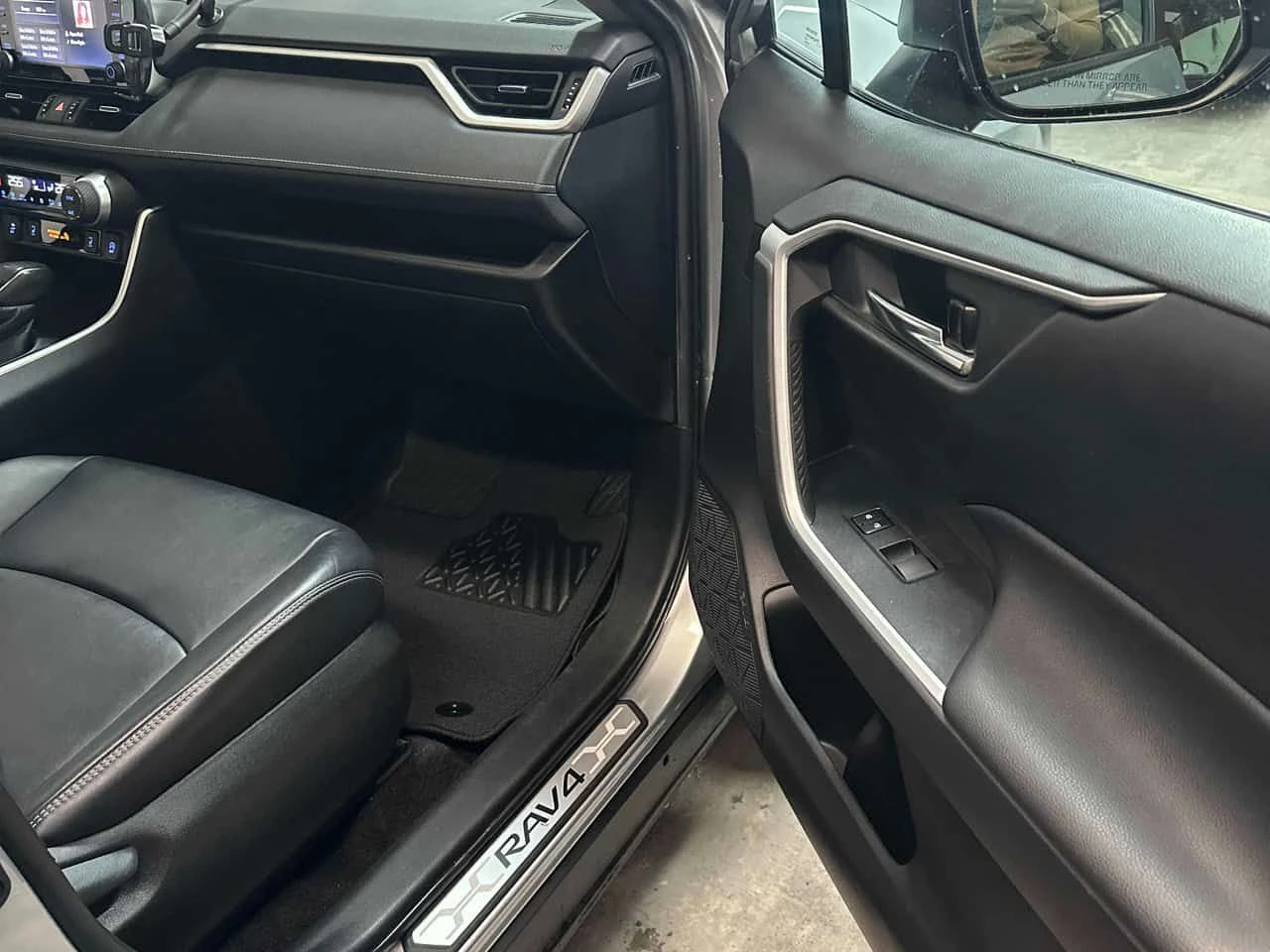 Toyota Rav4 XLE  CARFAX | Mobile.bg � ����������� 9