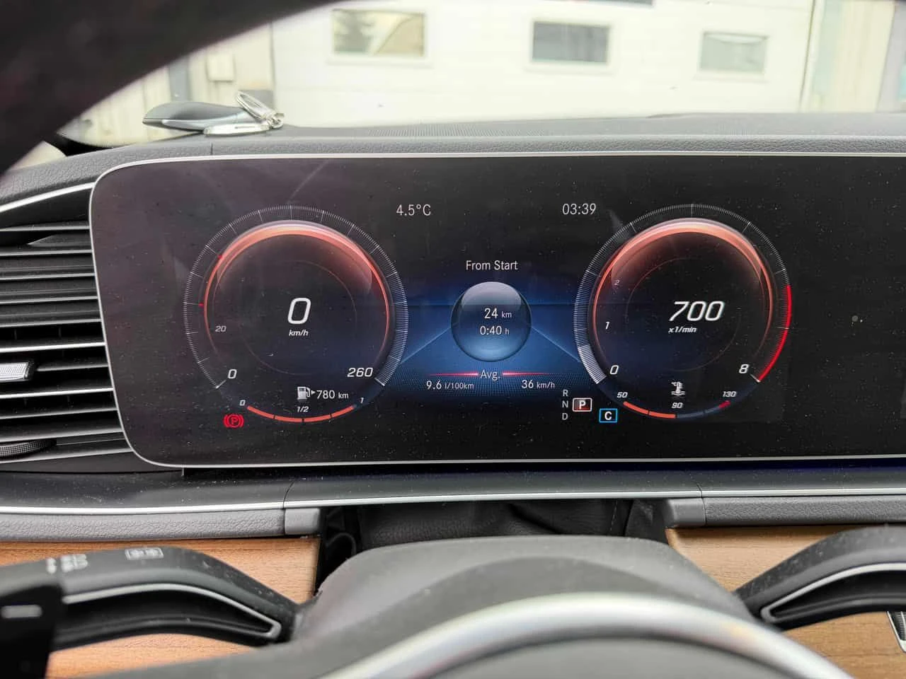 Mercedes-Benz GLE 350 4MATIC* DISTRONIC* BURMESTER* ОБДУХВАНЕ* , снимка 8 - Автомобили и джипове - 54183368