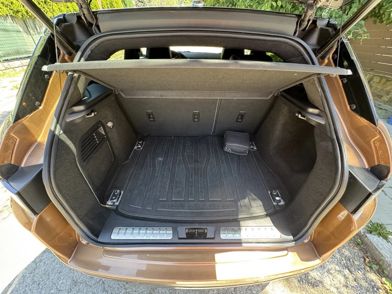 Land Rover Range Rover Evoque Dynamic SD4 2.2D 190 к.с. , снимка 11 - Автомобили и джипове - 56218299