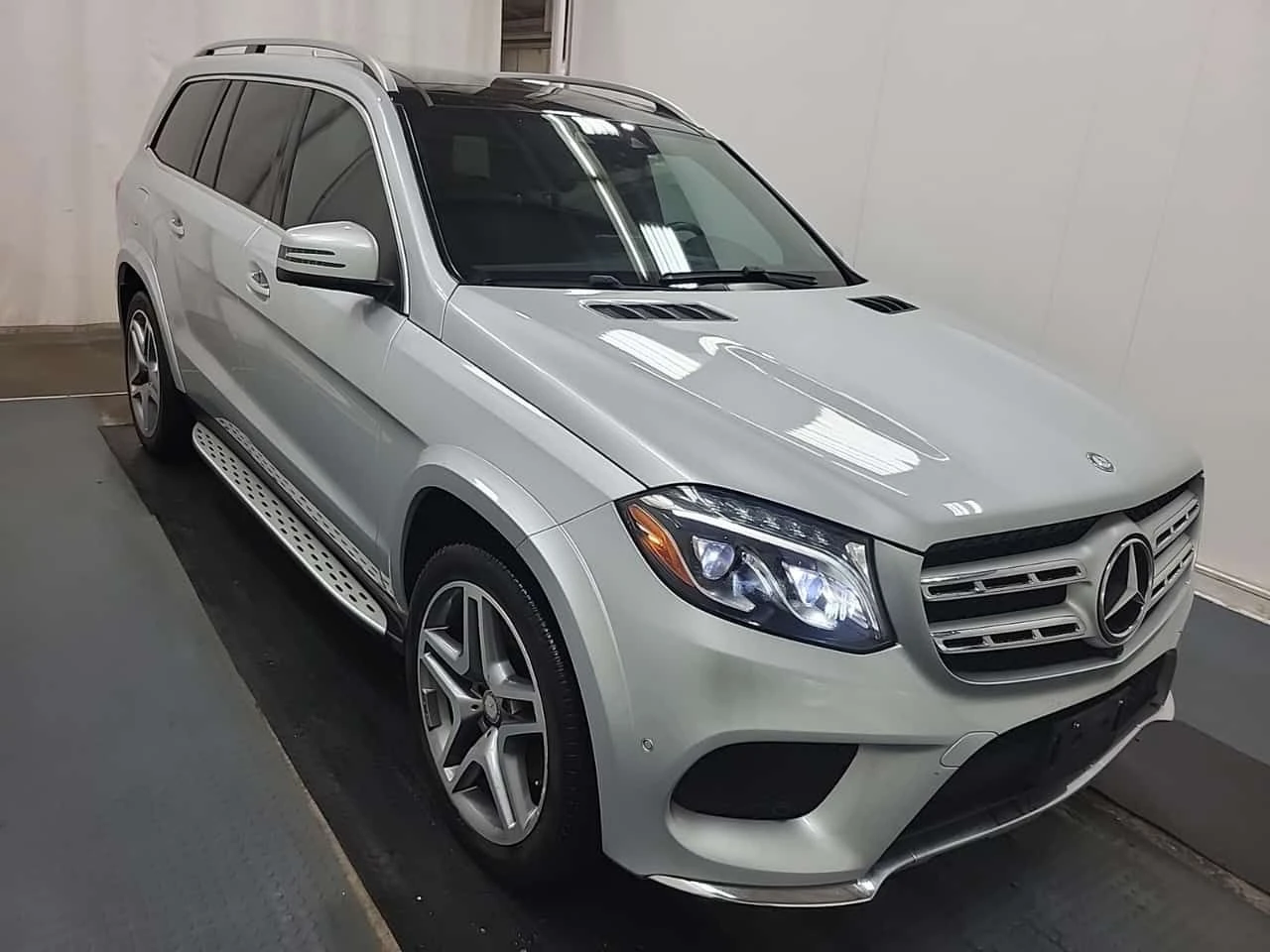 Mercedes-Benz GLS 450 * 360 КАМЕРА* ПАНОРАМА* 7 МЕСТА* , снимка 2 - Автомобили и джипове - 55030298