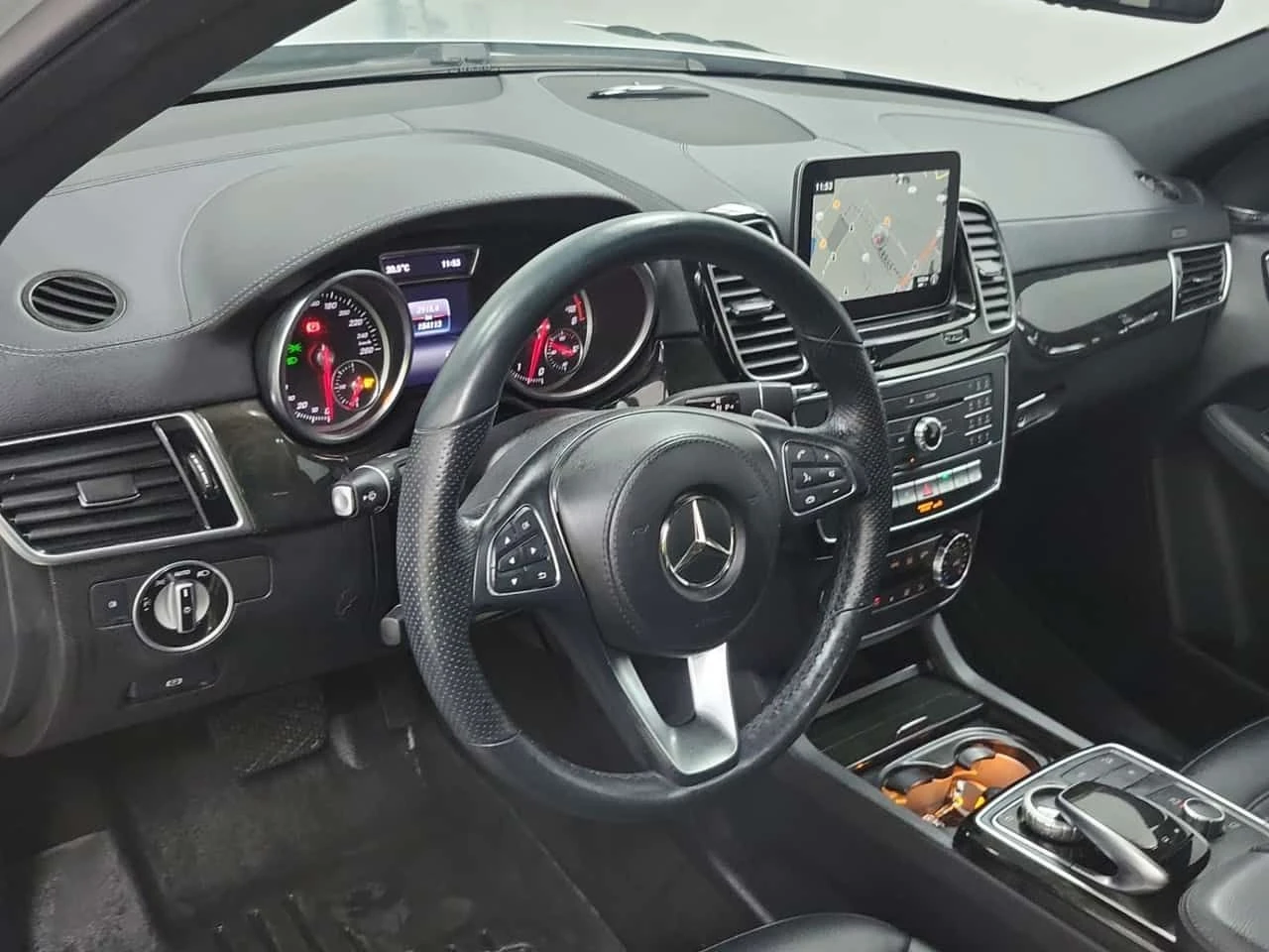 Mercedes-Benz GLS 450 * 360 КАМЕРА* ПАНОРАМА* 7 МЕСТА* , снимка 10 - Автомобили и джипове - 55030298