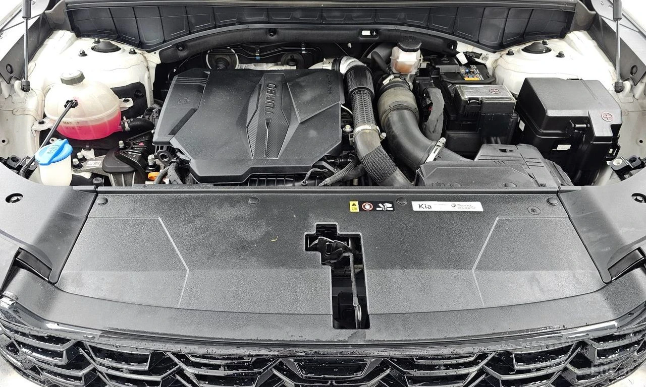 Kia Sorento 2.5T* PRESTIGE* ПОДГРЕВ* ОБДУХВАНЕ* LANE* ASSIST* , снимка 5 - Автомобили и джипове - 55351358