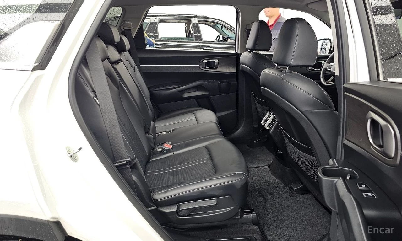 Kia Sorento 2.5T* PRESTIGE* ПОДГРЕВ* ОБДУХВАНЕ* LANE* ASSIST* , снимка 11 - Автомобили и джипове - 55351358