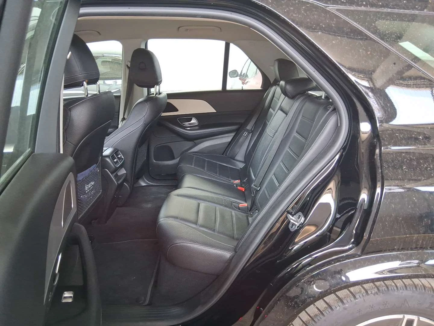 Mercedes-Benz GLE 300 d hybrid Premium, снимка 8 - Автомобили и джипове - 55394064