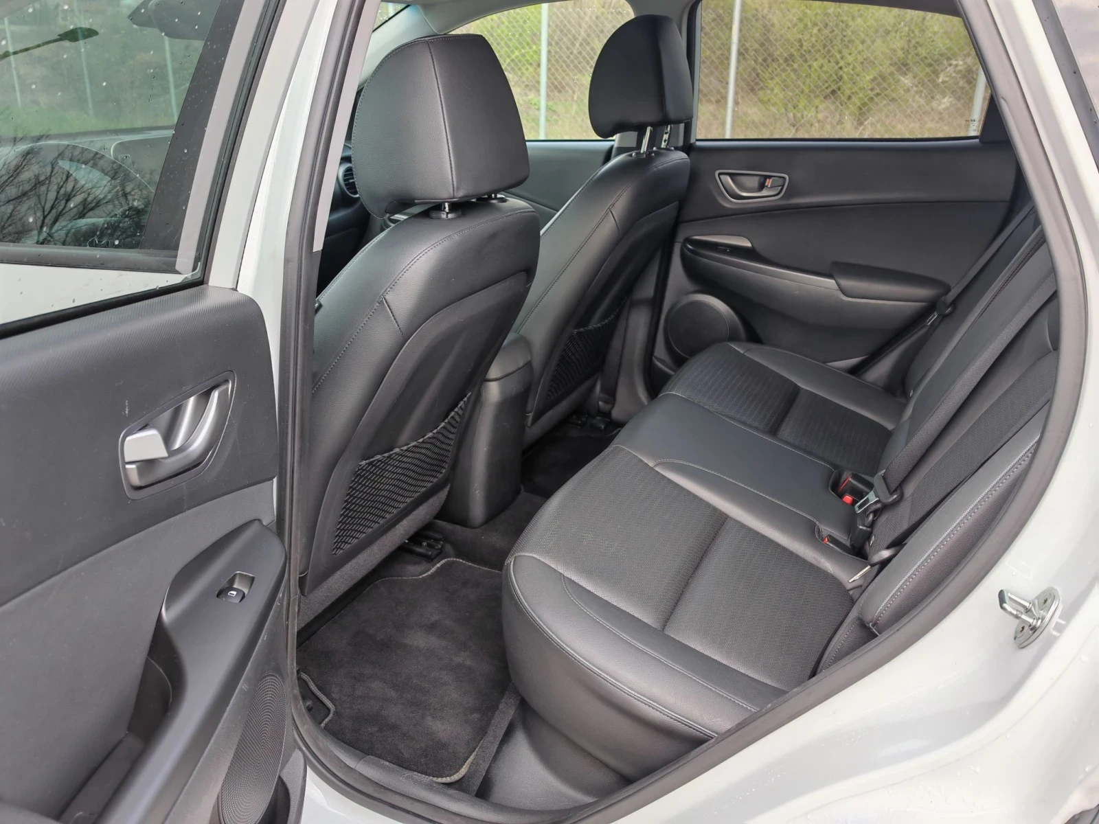 Hyundai Kona Electric 64 kw, термопомпа, снимка 10 - Автомобили и джипове - 55878900