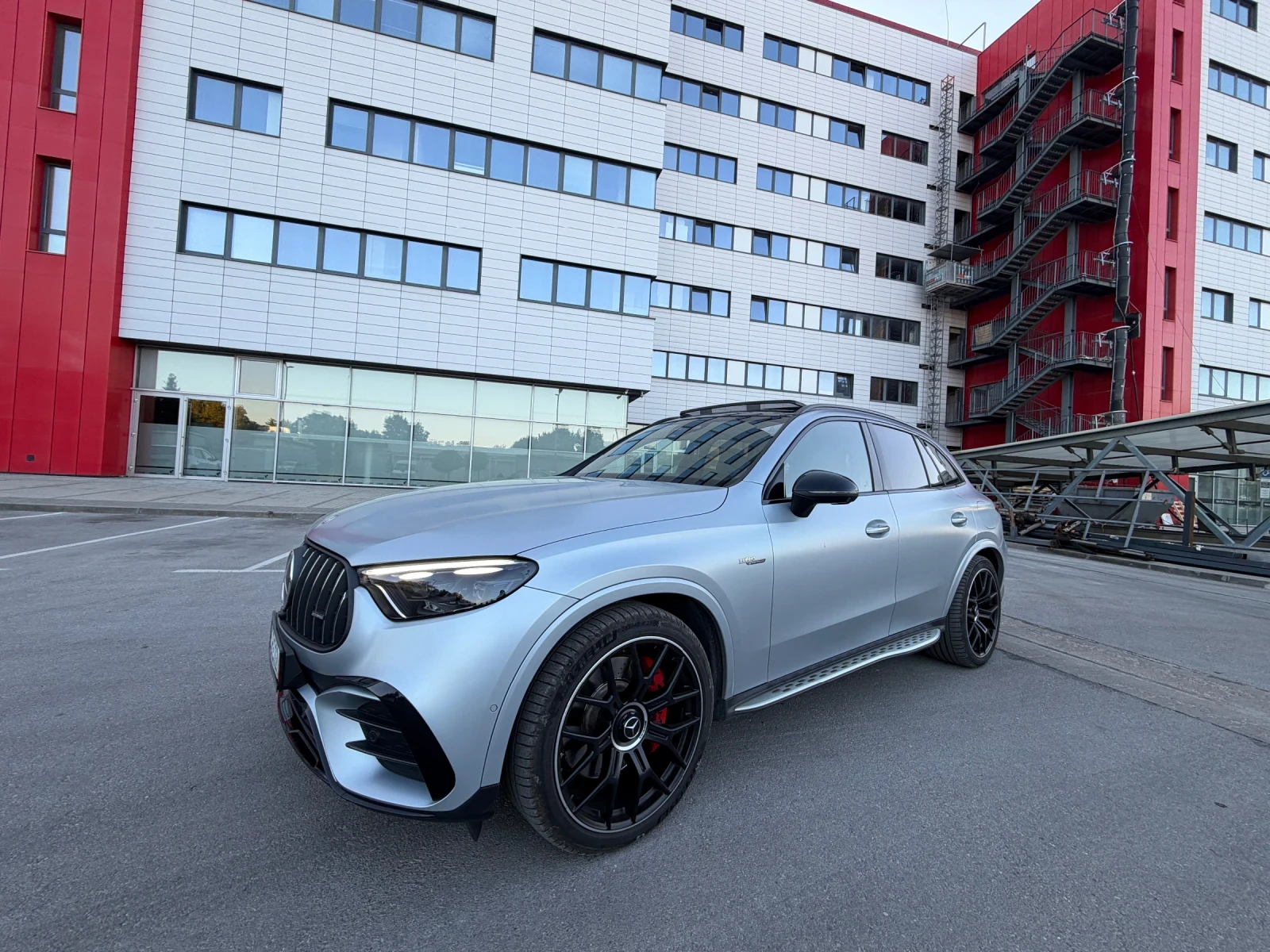 Mercedes-Benz GLE 63 S AMG 680кс* E-PERFORMANCE* ГАРАНЦИЯ, снимка 2 - Автомобили и джипове - 56317866
