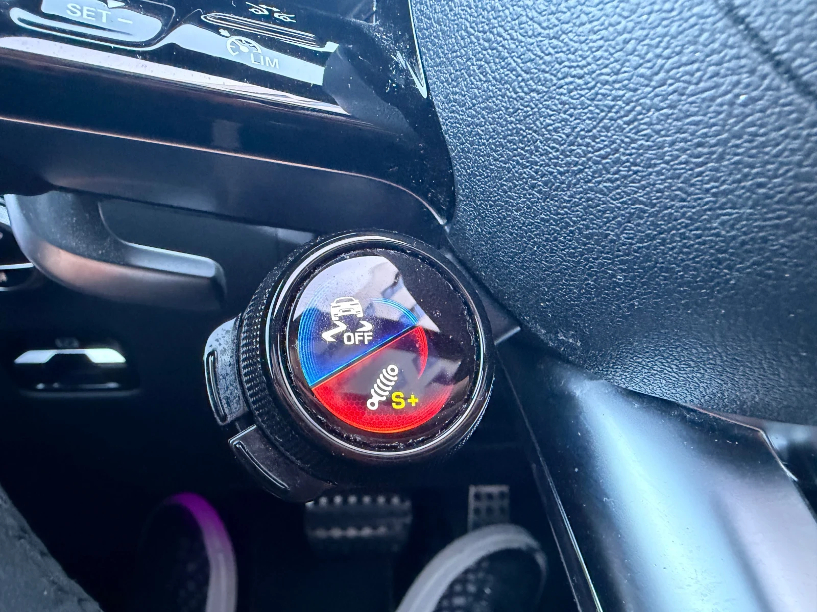 Mercedes-Benz GLE 63 S AMG 680кс* E-PERFORMANCE* ГАРАНЦИЯ, снимка 15 - Автомобили и джипове - 56317866