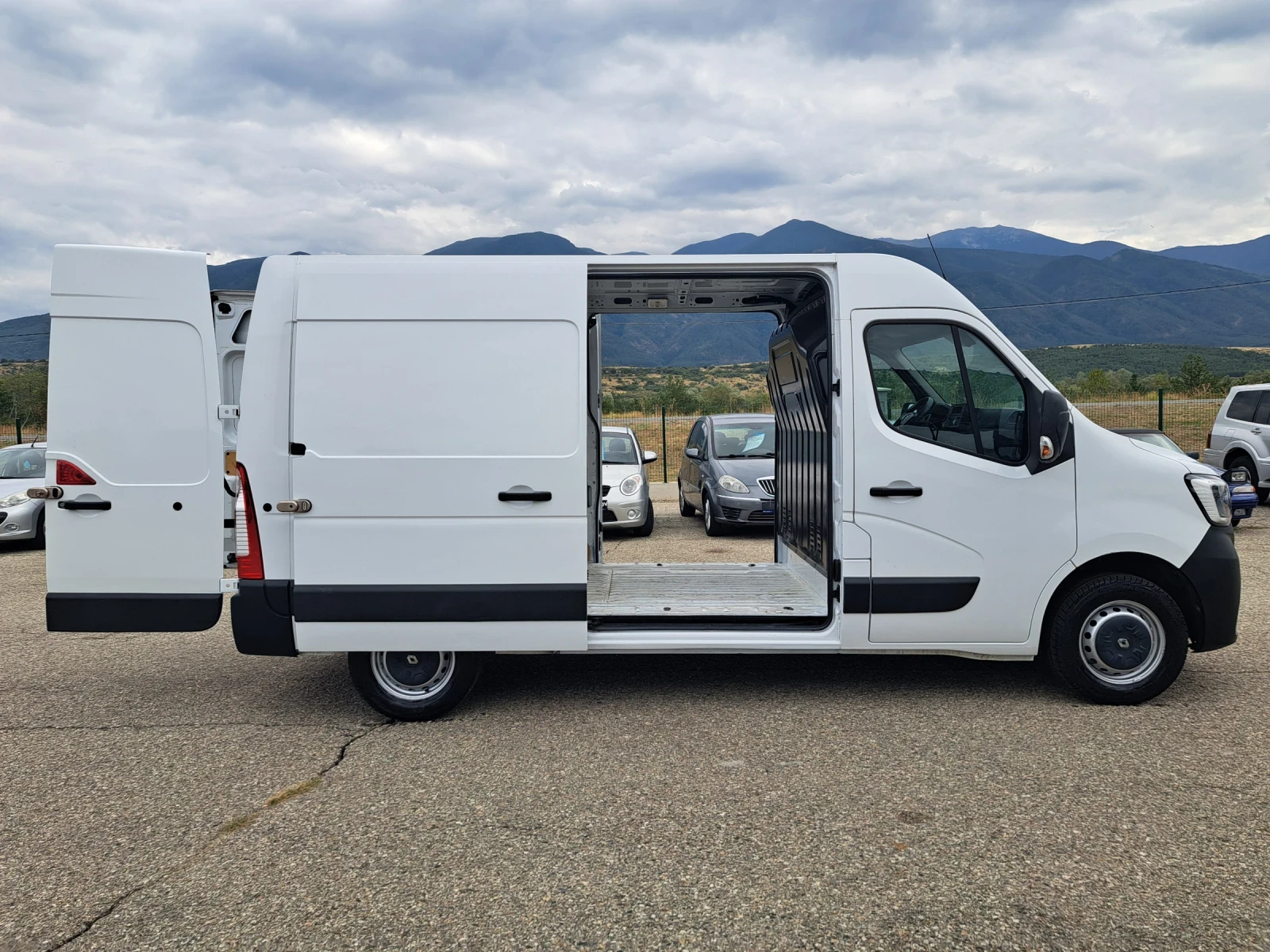 Renault Master 2, 3 dci - изображение 10