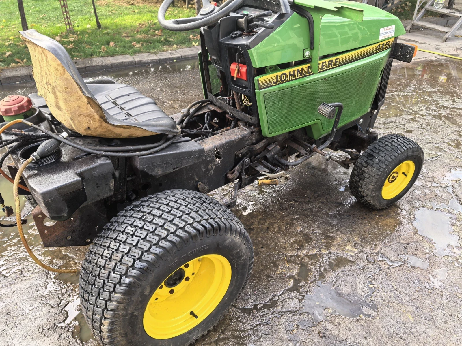 Трактор John Deere 415 DIESEL  - изображение 4