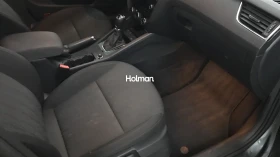 Skoda Octavia Combi 2.0 TDI Style Automatic Diesel, снимка 5