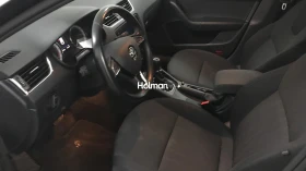 Skoda Octavia Combi 2.0 TDI Style Automatic Diesel, снимка 4
