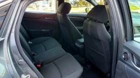Honda Civic 1.0 i-VTEC Turbo Comfort, снимка 11 - Автомобили и джипове - 45223253